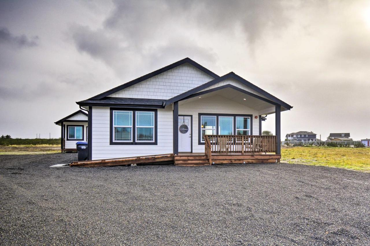 Modern Ocean Shores Home, 2 Mi To Beach! Exterior photo